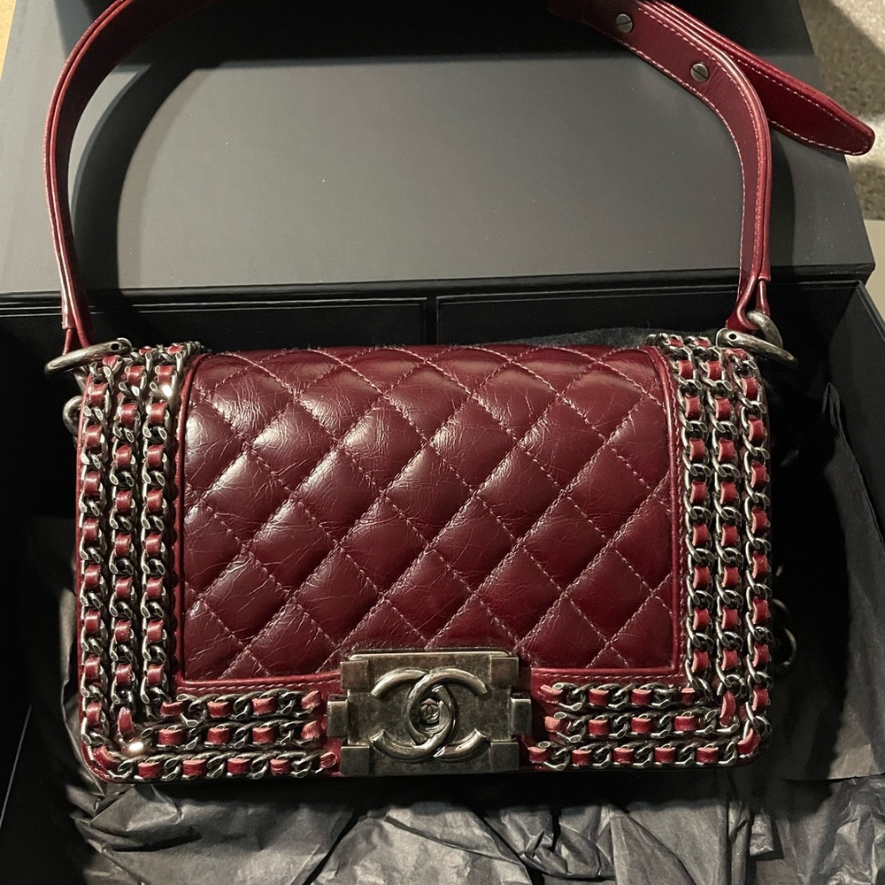 ‼️SOLD‼️ CHANEL Red Leather Shoulder Bag